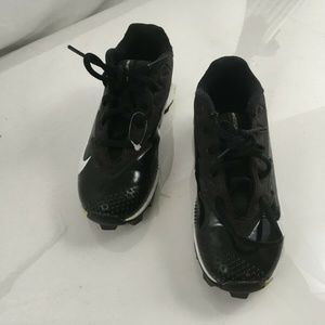 Children Black Nikesol Vapor Soccer or Baseball